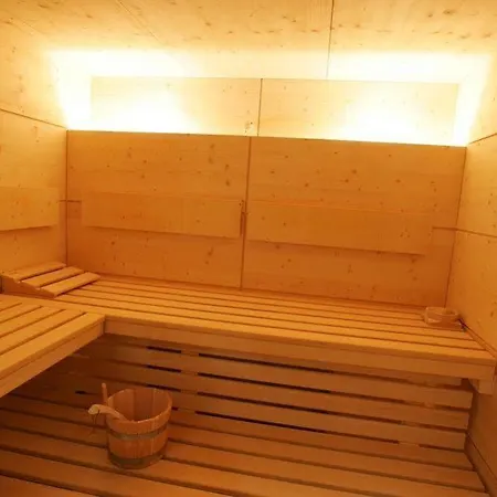 Ξενοδοχείο με διαμερίσματα Muchetta 4*