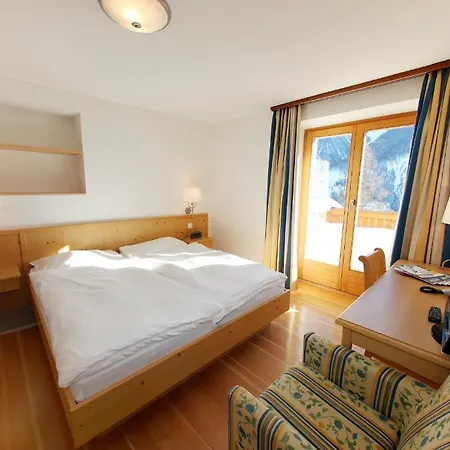 Muchetta Lägenhetshotell Wiesen